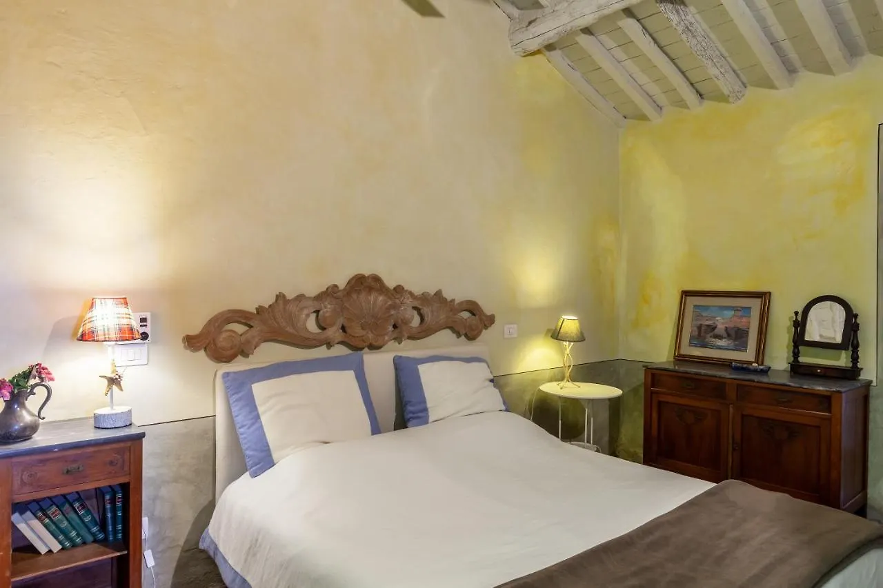 Il Pescino Villa Pietrasanta 0*,